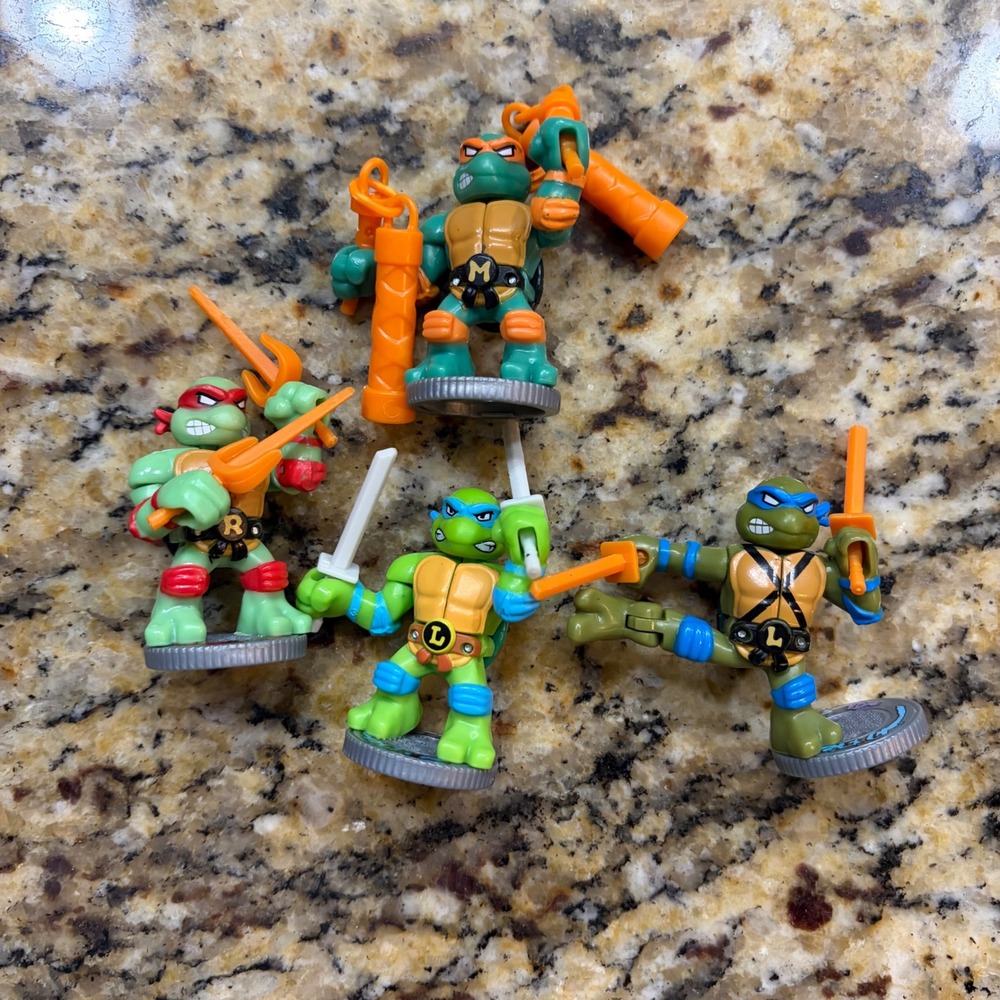 TMNT Mini Figures Lot Leonardo Michelangelo Raphael Ninja Turtles Toy Set